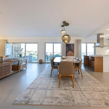 New # Luxury Penthouse By Alzira Apartment